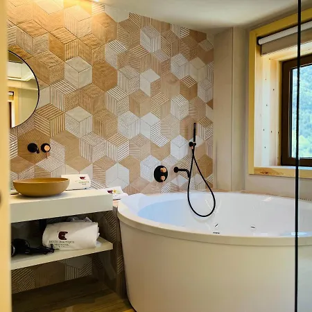 Ξενοδοχείο με διαμερίσματα Boutique Mediodia & (adults Only) 4*