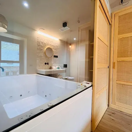 Boutique Mediodia & (adults Only) Apartment