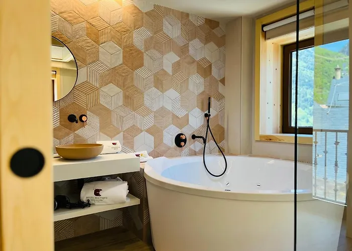 Ξενοδοχείο με διαμερίσματα Boutique Mediodia & (adults Only) 4*