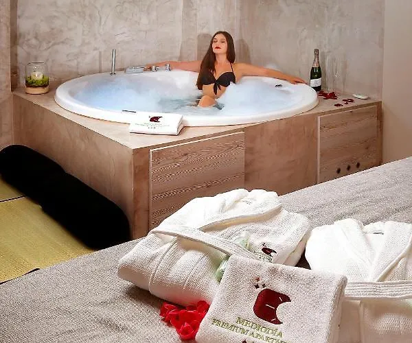 Boutique Mediodia & (adults Only)